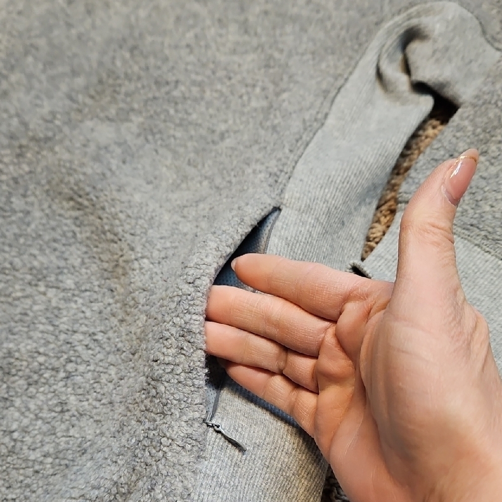 Lululemon Stand Out Sherpa Half Zip Pullover - Picture 5 of 13